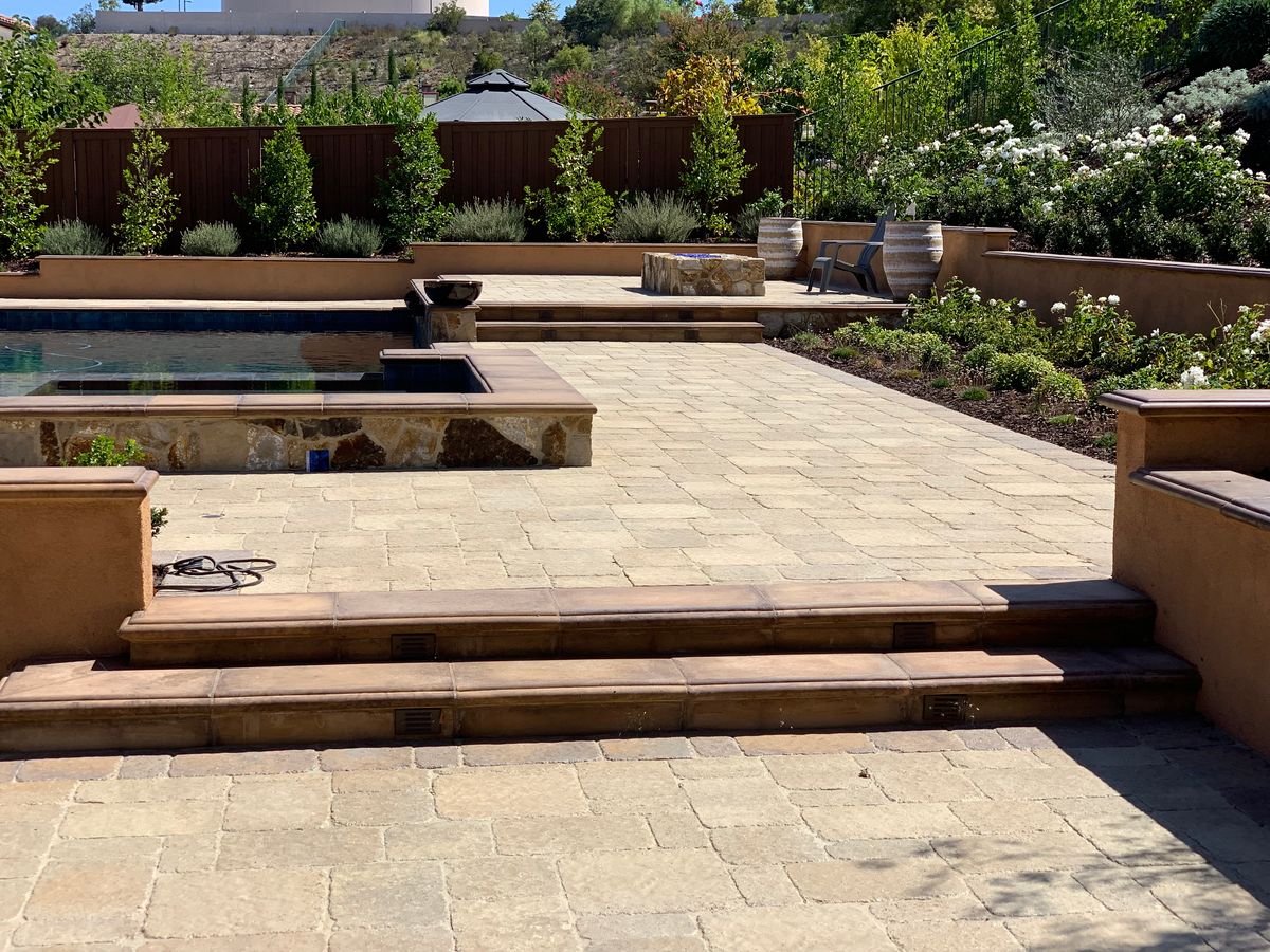 Interlocking Pavers - Driveway, Walkways, Patios and Pool Decks photo 10